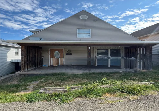 Photo 1 of Single family home for sale at 1121 5th Street, Westmoreland City, PA 15692 | MLS# 1723559 | Listing updated on 2026-06-19