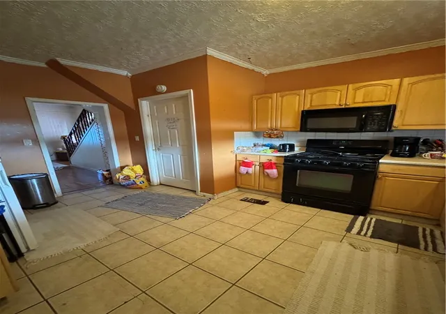 Photo 3 of Single family home for sale at 1121 5th Street, Westmoreland City, PA 15692 | MLS# 1723559 | Listing updated on 2026-06-19
