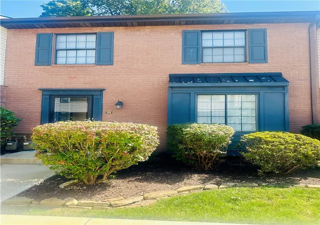 Photo 2 of Single family home for sale at 308 Rainprint Lane, Murrysville, PA 15668 | MLS# 1725035 | Listing updated on 2026-04-11