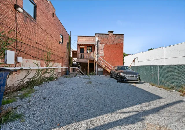 Homes for sale in Homestead, PA | 200 E 8Th Ave, Homestead, PA 15120 | MLS# 1724640