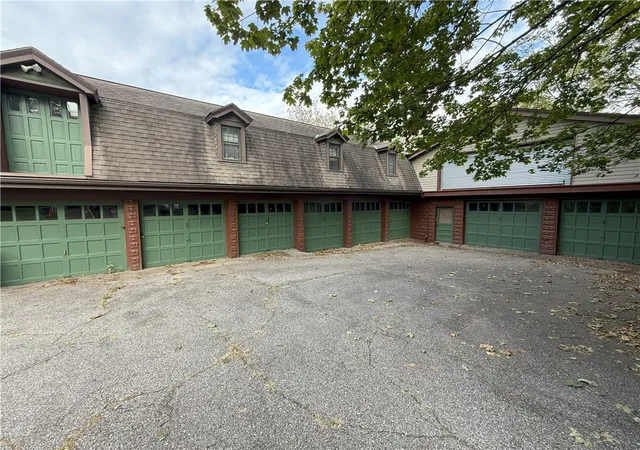 Homes for sale in Crafton, PA | 27 Richmond St, Crafton, PA 15205 | MLS# 1725146