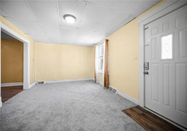 Homes for sale in Jeannette, PA | 716 Saint Clair Ave, Jeannette, PA 15644 | MLS# 1724901