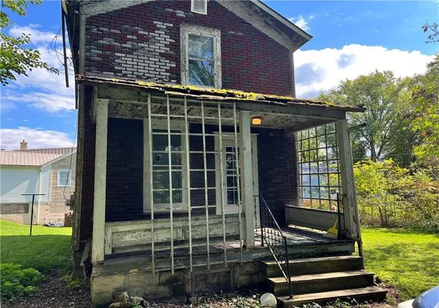 1st image of 2 Park Ave, Greenville Boro, PA 16125 | MLS# 1725439