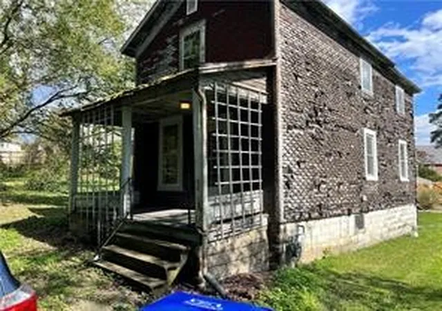 2nd image of 2 Park Ave, Greenville Boro, PA 16125 | MLS# 1725439