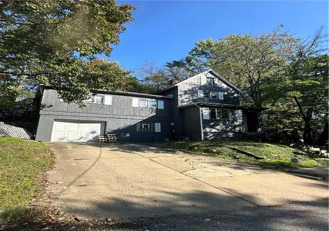 Homes for sale in Homewood Brushton, PA | 1812 Maplewood Ave, Homewood Brushton, PA 15221 | MLS# 1725277