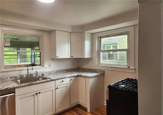 Photo 3 of Single family home for sale at 5920 Rodgers St, Pittsburgh, PA 15207 | MLS# 1725564 | Listing updated on 2026-07-11