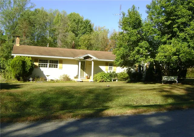 Homes for sale in Jamestown, PA | 2092 Mcarthur Road, Jamestown, PA 16134 | MLS# 1725606