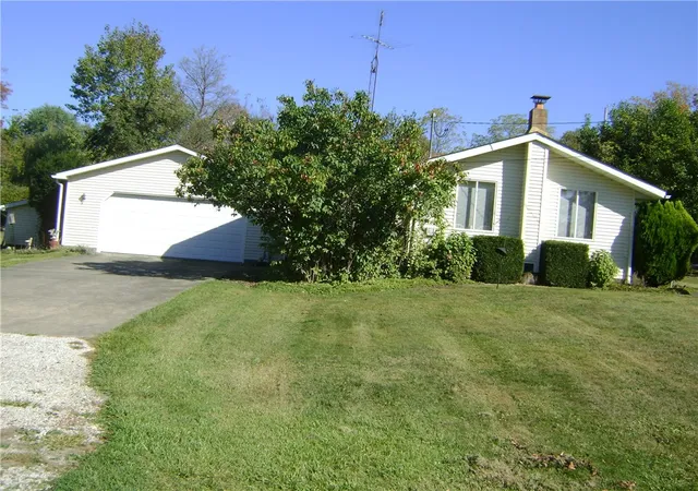 Homes for sale in Jamestown, PA | 2092 Mcarthur Road, Jamestown, PA 16134 | MLS# 1725606