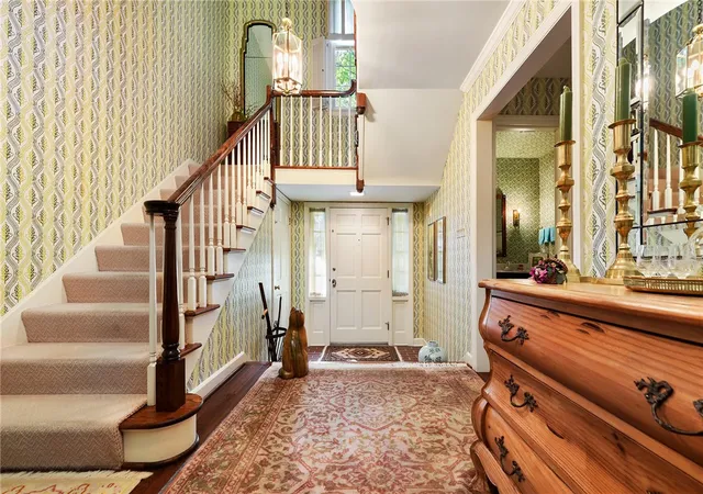 Photo 5 of Single family home for sale at 465 Woodland Hills Dr, Pittsburgh, PA 15235 | MLS# 1725900 | Listing updated on 2025-10-20