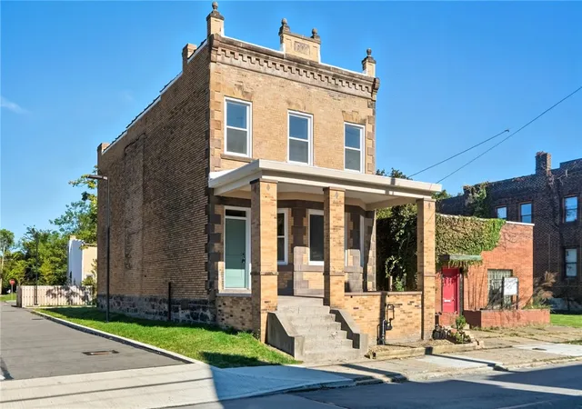 1st image of 121 Shetland, Lincoln Larimer, PA 15206 | MLS# 1725956