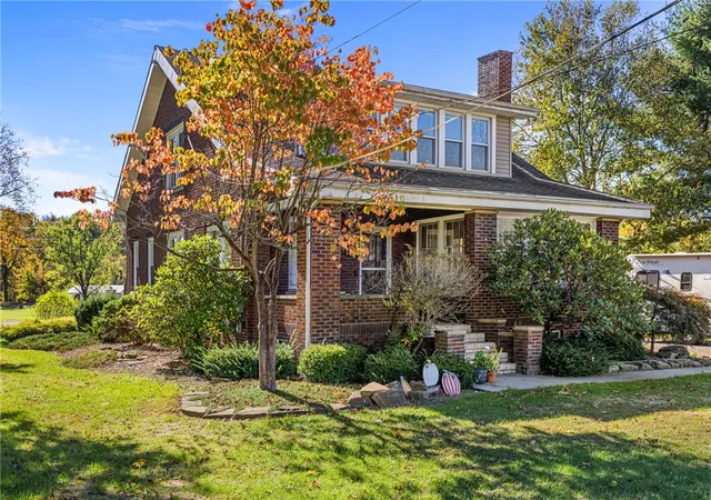 2nd image of 3475 Darlington Rd, Darlngtn Twp, PA 16115 | MLS# 1726091
