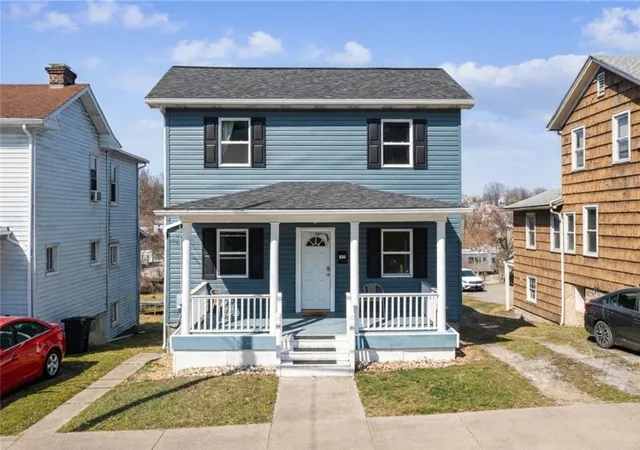 Photo 3 of Sale Pending at 1032 Highland Ave, Greensburg, PA 15601 | MLS# 1726117 | Listing updated on 2026-06-22