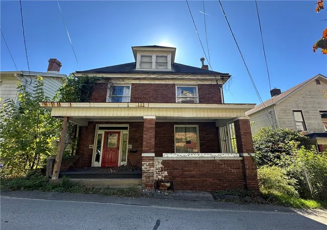 Photo 1 of Single family home for sale at 542 Franklin St, Freeport, PA 16229 | MLS# 1726441 | Listing updated on 2026-07-08