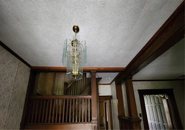 Photo 3 of Single family home for sale at 542 Franklin St, Freeport, PA 16229 | MLS# 1726441 | Listing updated on 2026-07-08