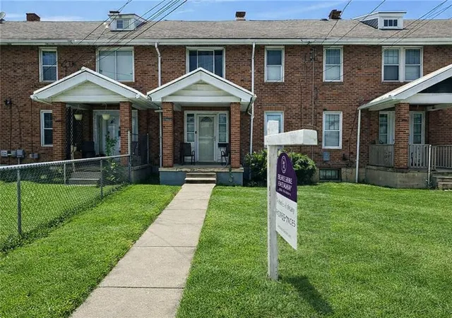 Homes for sale in Clairton, PA | 1045 Pennsylvania Ave, Clairton, PA 15025 | MLS# 1726510