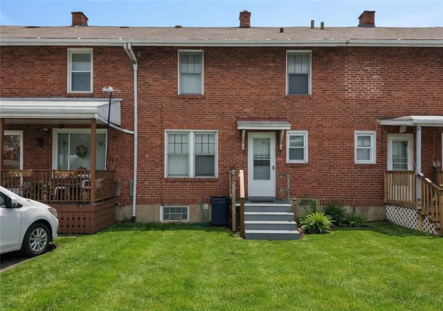 Homes for sale in Clairton, PA | 1045 Pennsylvania Ave, Clairton, PA 15025 | MLS# 1726510