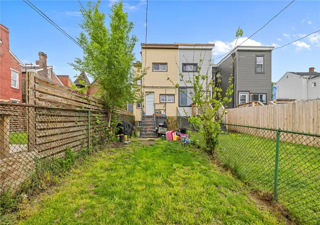 Homes for sale in Lawrenceville, PA | 3827 Mintwood St, Lawrenceville, PA 15201 | MLS# 1726540