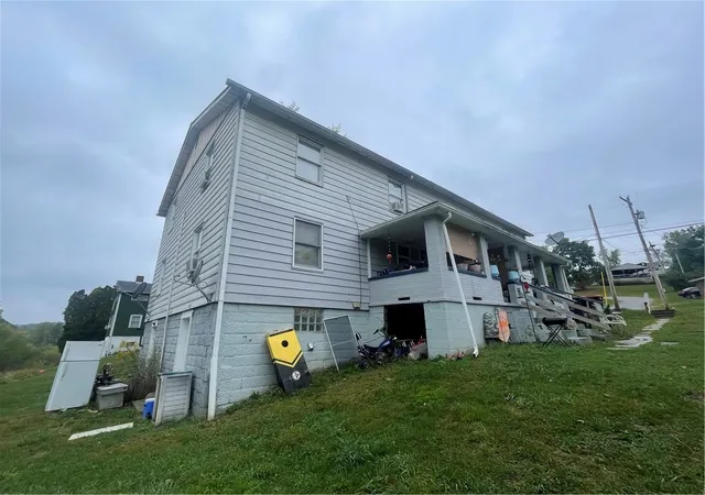 2nd image of 102 Francis Mine State Rd, Burgettstown Boro, PA 15021 | MLS# 1727020
