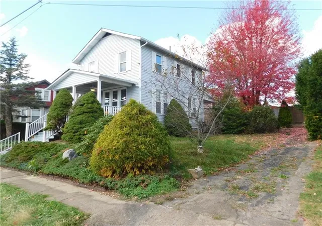 Photo 3 of Single family home for sale at 58 Mullen Street, Uniontown, PA 15401 | MLS# 1726890 | Listing updated on 2026-10-01