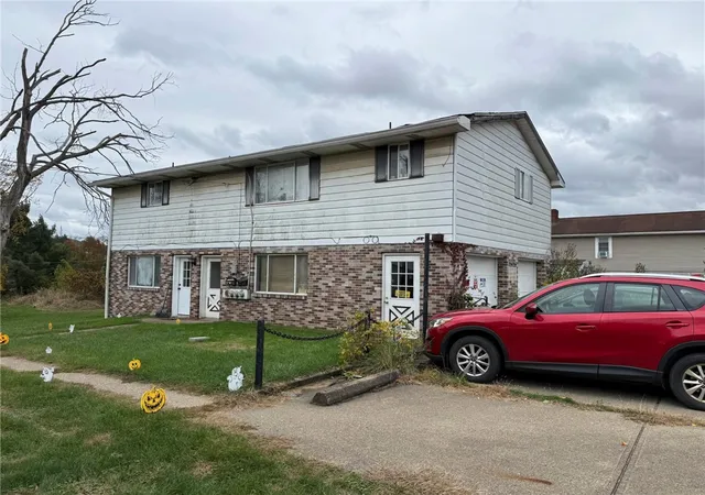 Photo 1 of Multi family home for sale at 216 E Jackson St, Houston, PA 15342 | MLS# 1727122 | Listing updated on 2026-09-20