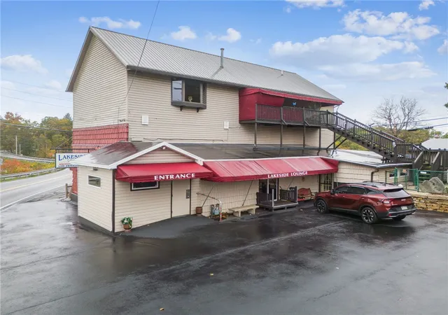 Homes for sale in Derry Boro, PA | 608 N Chestnut St, Derry Boro, PA 15627 | MLS# 1727197