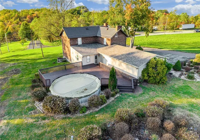Photo 3 of Single family home for sale at 263 Goodwin Rd, Smithfield, PA 15478 | MLS# 1727171 | Listing updated on 2026-09-19