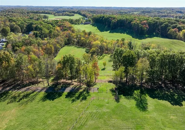 Photo 3 of Single family home for sale at 166 Mckay Rd, Saxonburg, PA 16056 | MLS# 1727288 | Listing updated on 2026-06-13