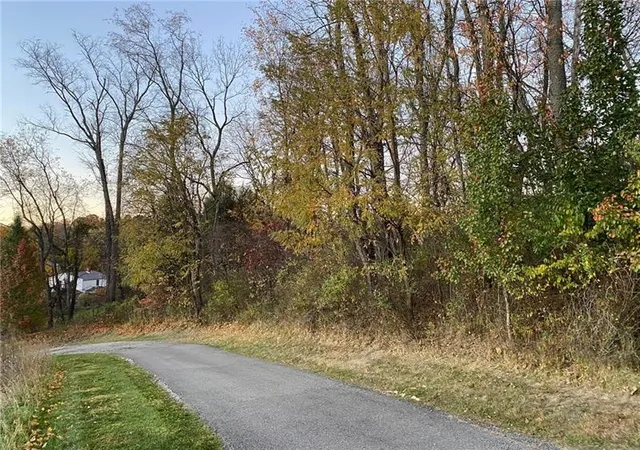 3rd image of 298A Mccombs Road, Peters Twp, PA 15367 | MLS# 1727321