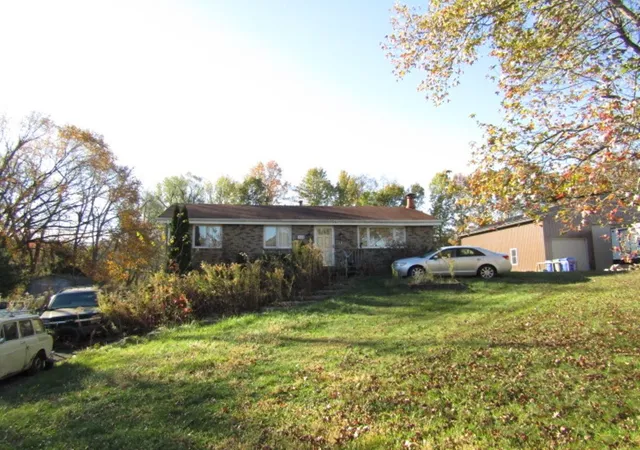 3rd image of 312 Leslie Rd, Middlesex Twp, PA 16059 | MLS# 1727415
