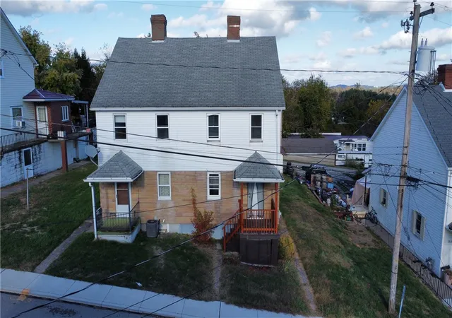 Homes for sale in Cokeburg, PA | 30 Lincoln St, Cokeburg, PA 15324 | MLS# 1727423
