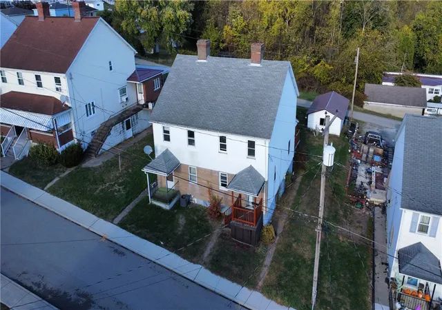 Homes for sale in Cokeburg, PA | 30 Lincoln St, Cokeburg, PA 15324 | MLS# 1727423