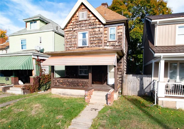 Homes for sale in Mc Keesport, PA | 2403 Grandview Ave, Mc Keesport, PA 15132 | MLS# 1727701
