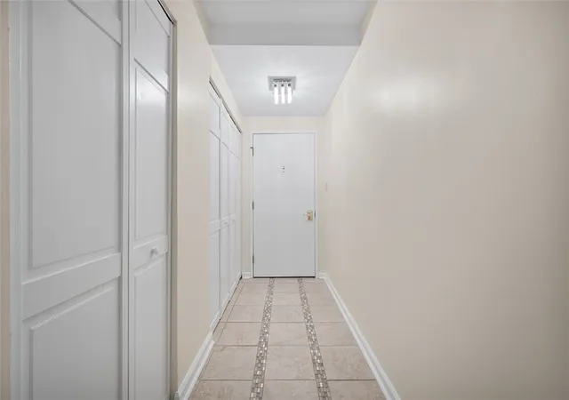 Photo 4 of Condominium at 1500 Cochran Rd #809, Pittsburgh, PA 15243 | MLS# 1728844 | | Sold on 2025-12-30
