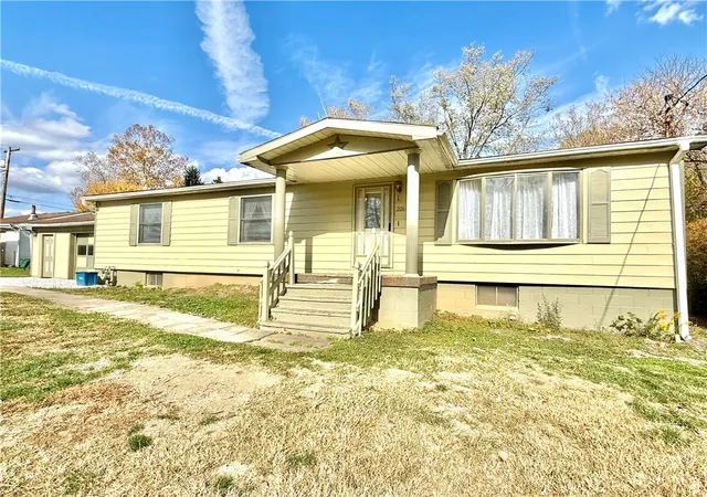 Homes for sale in Masontown, PA | 226 Cottage Ave, Masontown, PA 15461 | MLS# 1729057