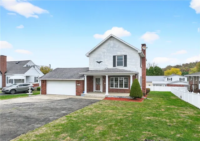 3rd image of 815 Washington Rd, Belle Vernon, PA 15012 | MLS# 1728970