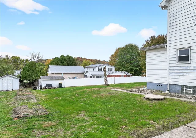 4th image of 815 Washington Rd, Belle Vernon, PA 15012 | MLS# 1728970