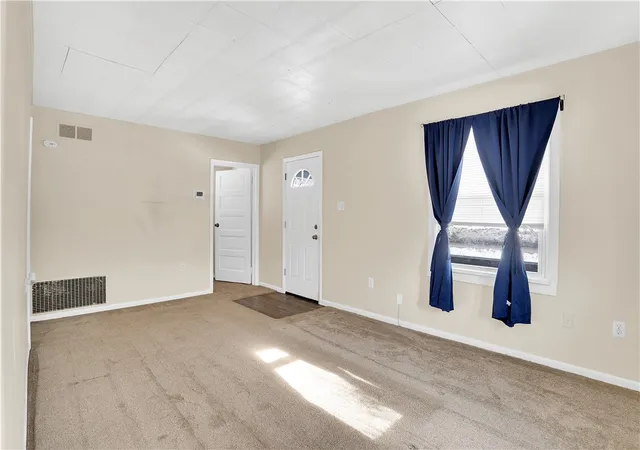 4th image of 2067 Brodhead Rd, Aliquippa, PA 15001 | MLS# 1729085