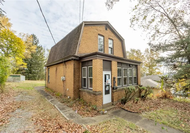 Photo 2 of Single family home for sale at 211 Wallace Ave, East Pittsburgh, PA 15112 | MLS# 1729259 | Listing updated on 2026-01-27