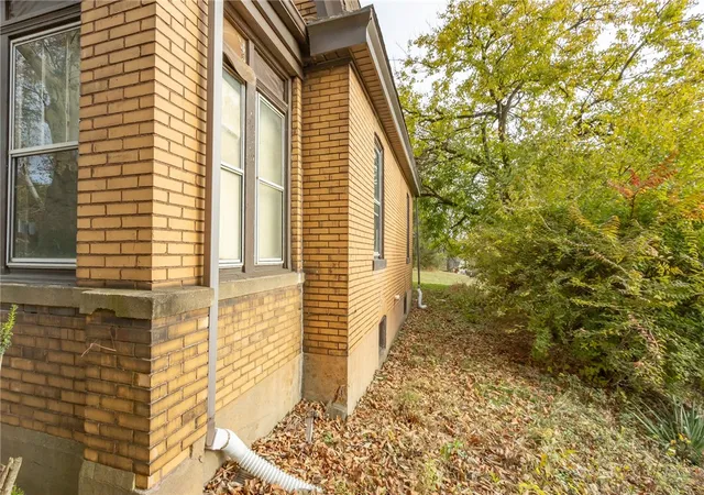 Photo 3 of Single family home for sale at 211 Wallace Ave, East Pittsburgh, PA 15112 | MLS# 1729259 | Listing updated on 2026-01-27