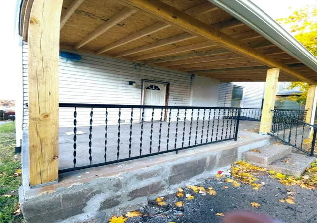 Photo 3 of Single family home for sale at 700 E 10th Avenue, Homestead, PA 15120 | MLS# 1729979 | Listing updated on 2025-11-08