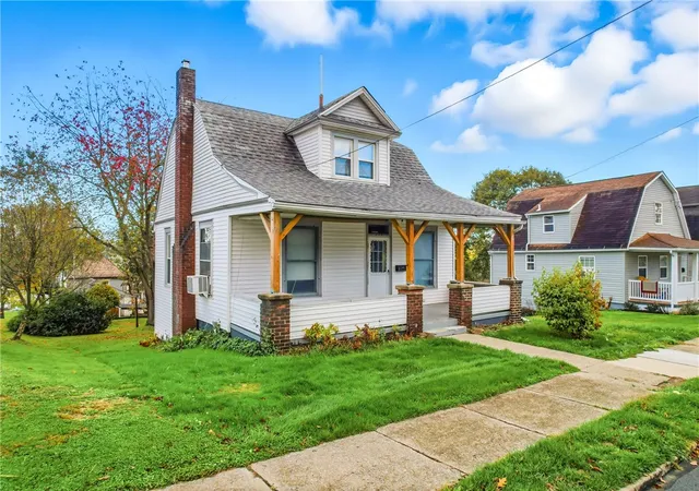 2nd image of 453 Lafayette Ave, Sharon, PA 16146 | MLS# 1729742