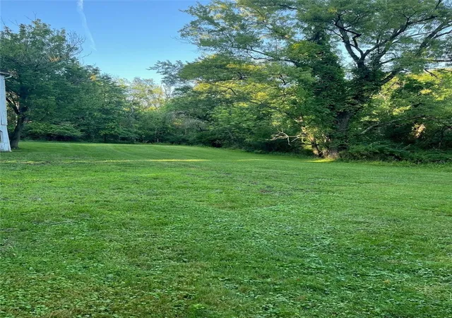 3rd image of 6 Willow Farms Lane, Fox Chapel, PA 15238 | MLS# 1730442