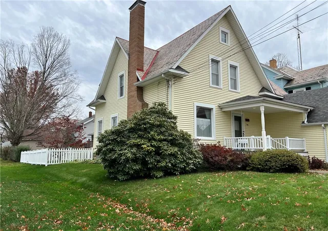Photo 3 of Single family home for sale at 118 Plum, Greenville, PA 16125 | MLS# 1730459 | Listing updated on 2026-02-17