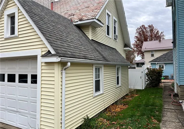 Photo 3 of Single family home for sale at 118 Plum, Greenville, PA 16125 | MLS# 1730459 | Listing updated on 2026-02-17
