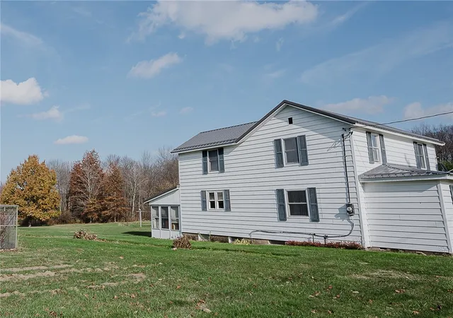 3rd image of 151 Hemlock Rd, Green/commdre/prchse, PA 15729 | MLS# 1730496