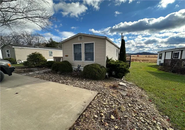 2nd image of 120 Linwood Dr, Sarver, PA 16055 | MLS# 1730659
