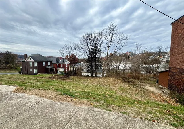 Homes for sale in Jeannette, PA | 105 N 3rd St, Jeannette, PA 15644 | MLS# 1730678