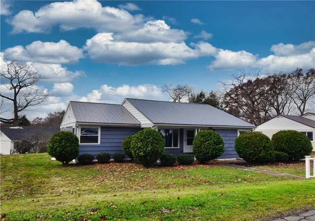 Homes for sale in Franklin, PA | 203 Big Oaks Dr, Franklin, PA 16323 | MLS# 1730986