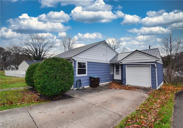 Homes for sale in Franklin, PA | 203 Big Oaks Dr, Franklin, PA 16323 | MLS# 1730986