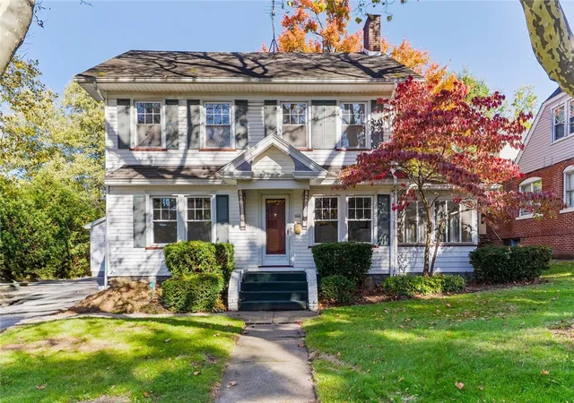 2nd image of 841 Highland Rd, Sharon, PA 16146 | MLS# 1730999